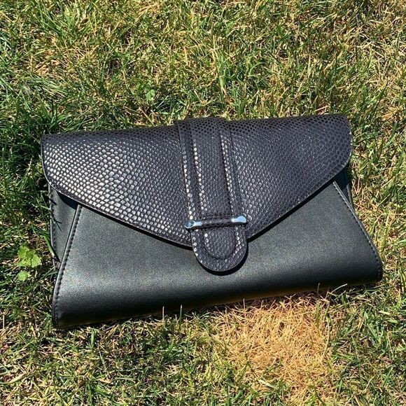NWT Naturalizer black crossbody bag - Picture 1 of 14